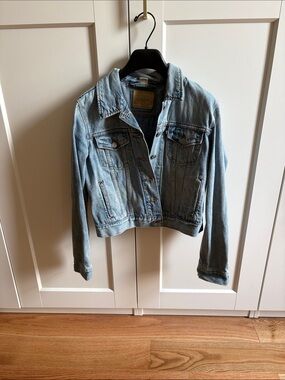 Levi's Light Blue Denim Jean Jacket